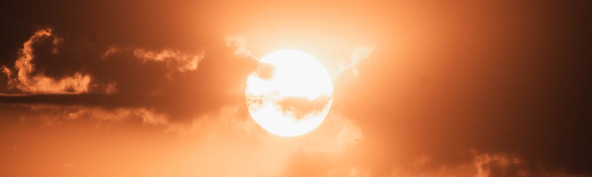 Wu Xing Five Element Personality Types - dramatic sunset sky representing the five elements